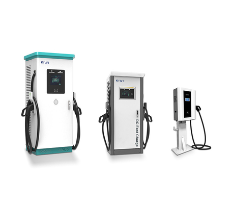 Buiten openbaar laadstation voor elektrische voertuigen met CCS Type 2 CHAdeMO-interface