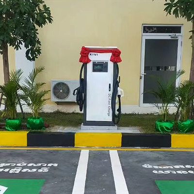 DC 200V-1000V Uitgangsspanning KIWI 60kW CCS CHAdeMO Elektroauto-oplader voor het opladen
