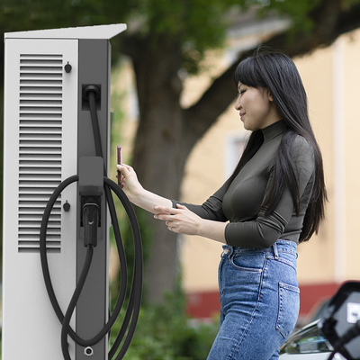 60 kW vloeropstaande CCS-niveau 3 type 1 Chademo EV-snelopladers voor snel opladen