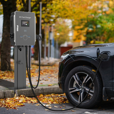 Parkeerterrein van supermarkt Energievoertuig oplaadstapel CCS 40kW Hyundai Ioniq 5 Charger