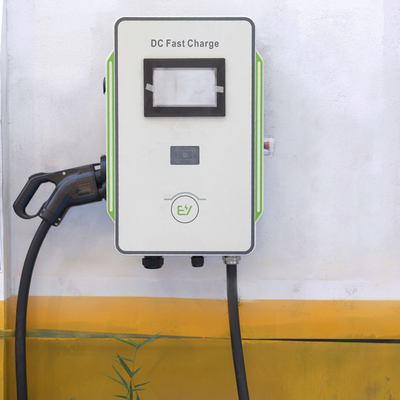 DC Wallbox Charger 30kW 40kW Autos CCS 40A Fast EV Charger 600V Net Frequency 50Hz